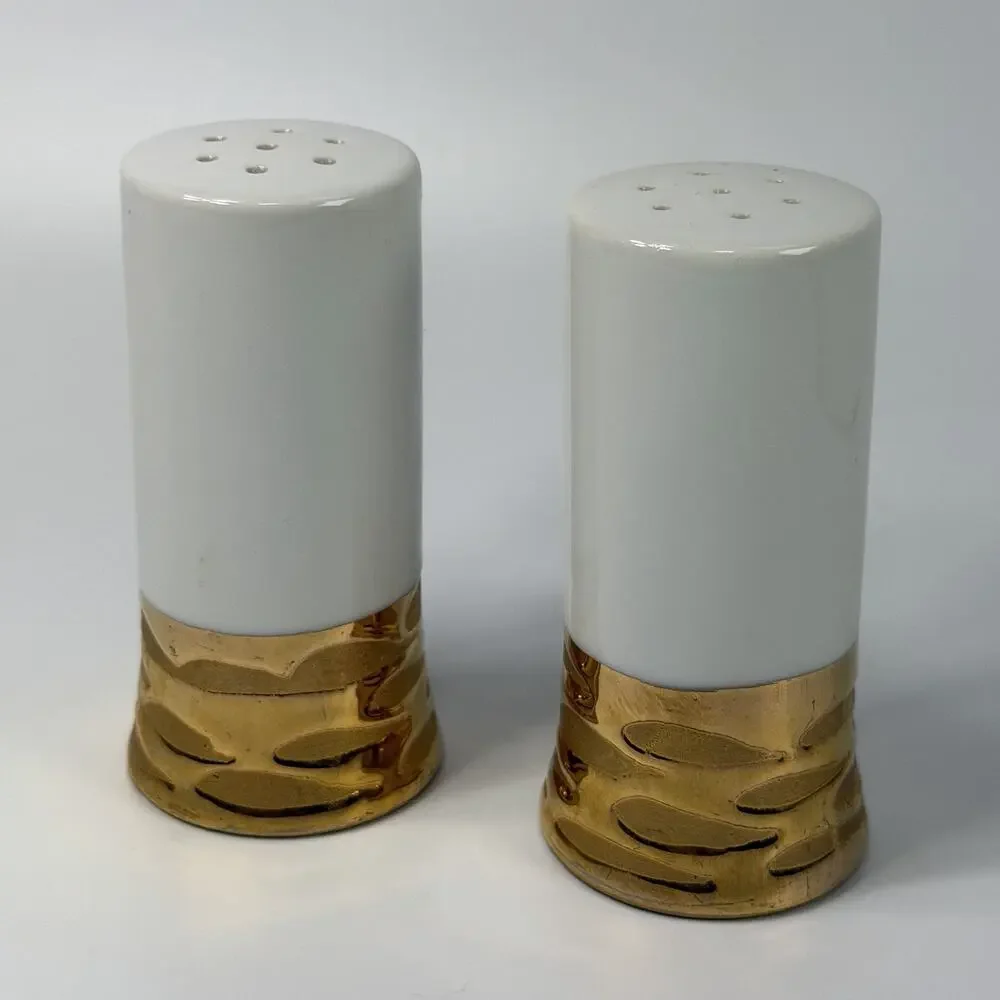 Vintage Las Vegas Howdy Podner Salt Pepper Shakers Gold Retro Souvenir Cowboy